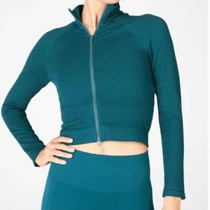 Fabletics Kinsley Cropped Seamless Jacket. Cropped/ tighter fit. Worn once.